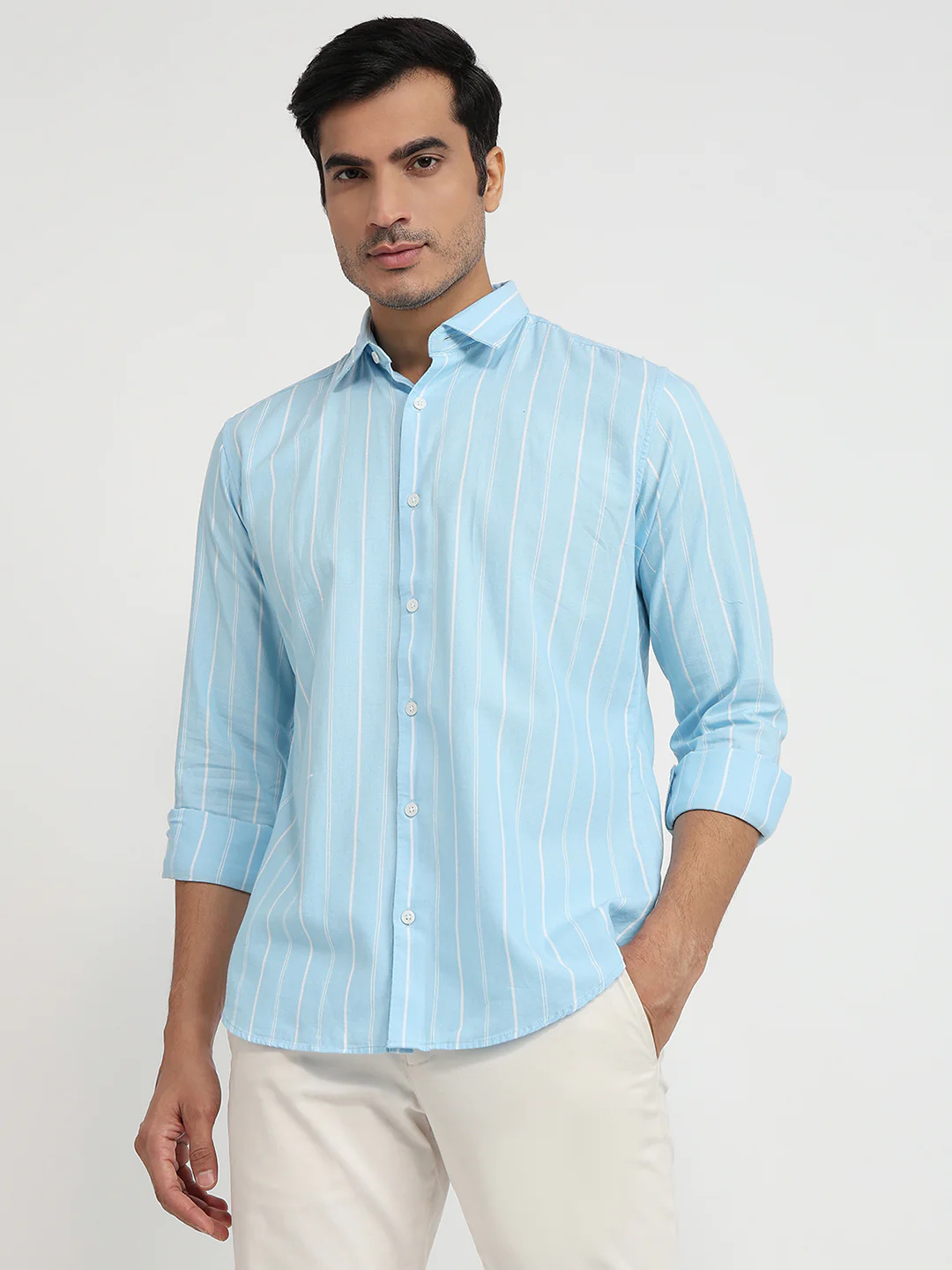 Park Avenue Men Blue Stripe Slim Fit Cotton Shirt