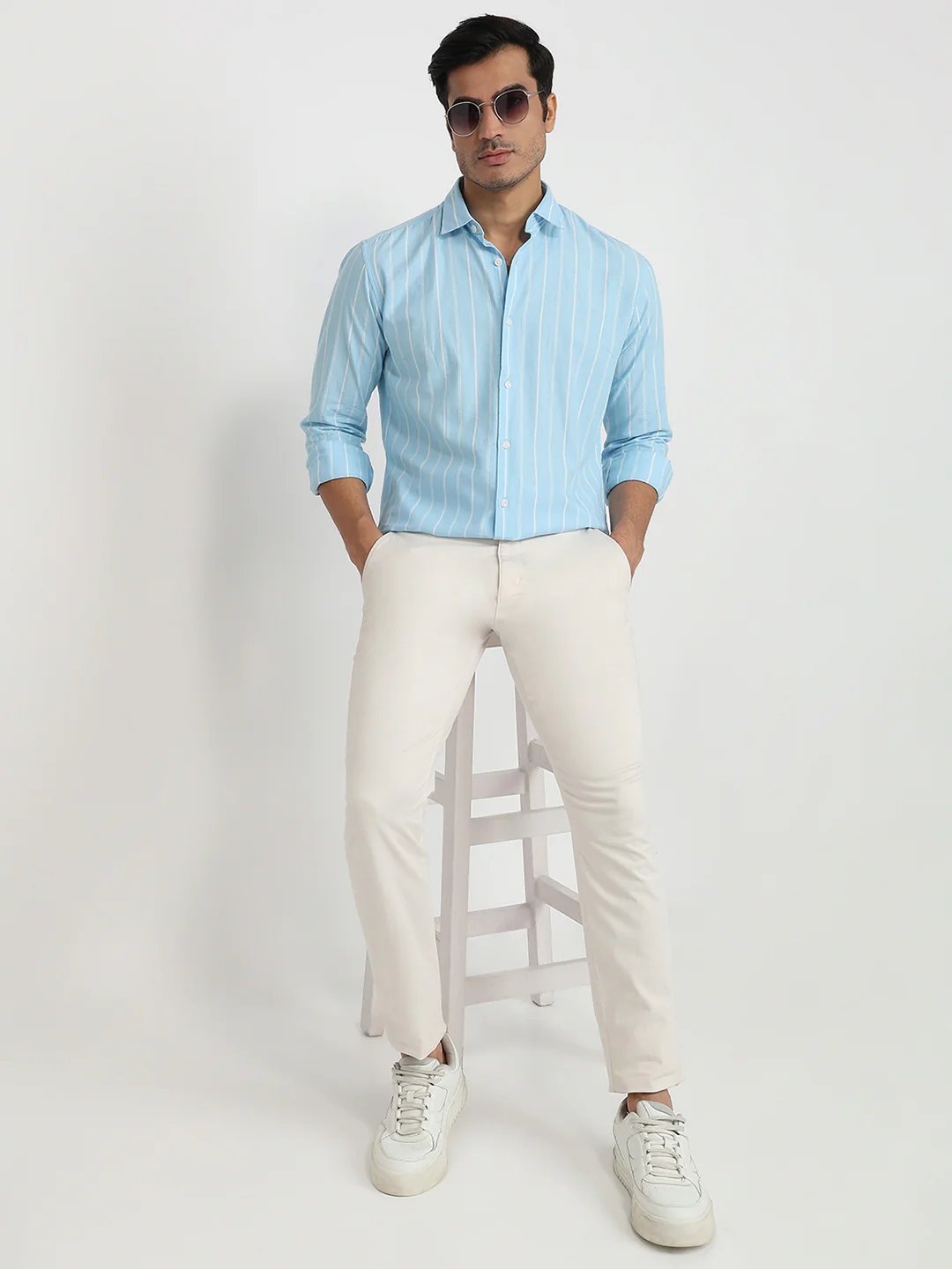 Park Avenue Men Blue Stripe Slim Fit Cotton Shirt - Image 5