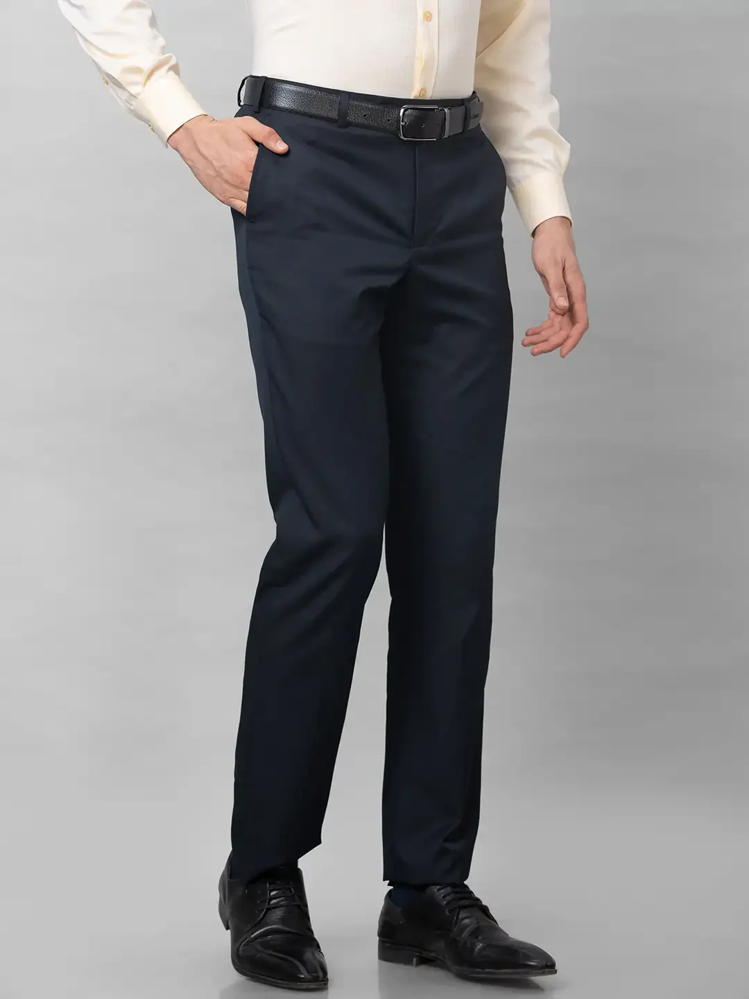 Park Avenue Men Blue Stripe Smart Fit Polyester Blend Trousers - Image 2