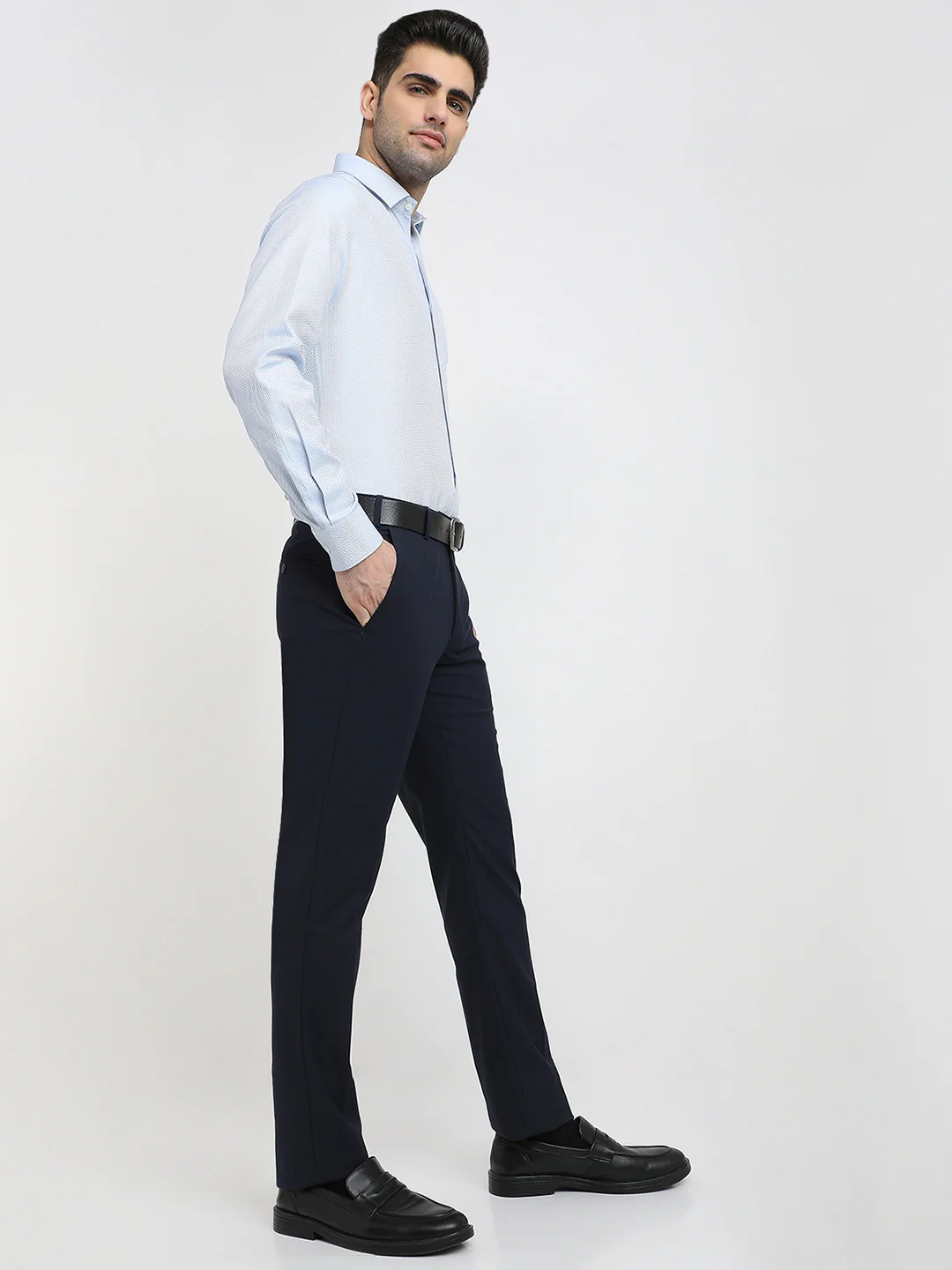 Park Avenue Men Blue Twill Slim Fit Polyester Blend Trouser - Image 5