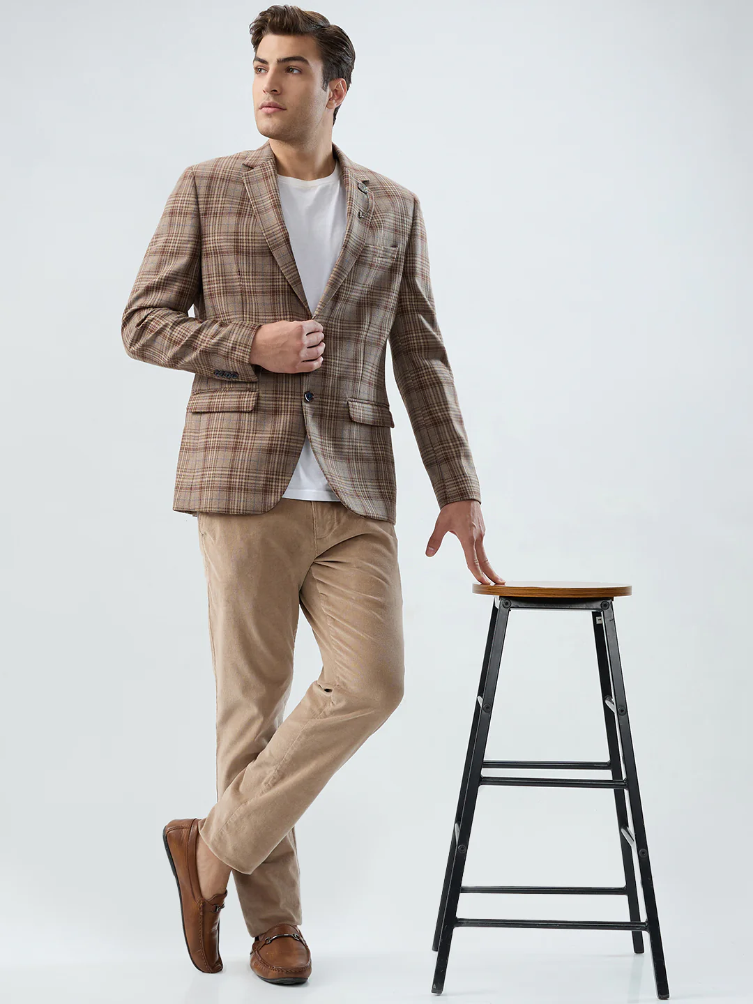 Park Avenue Men Brown Solid Regular Fit Polyester Blend Blazer - Image 7