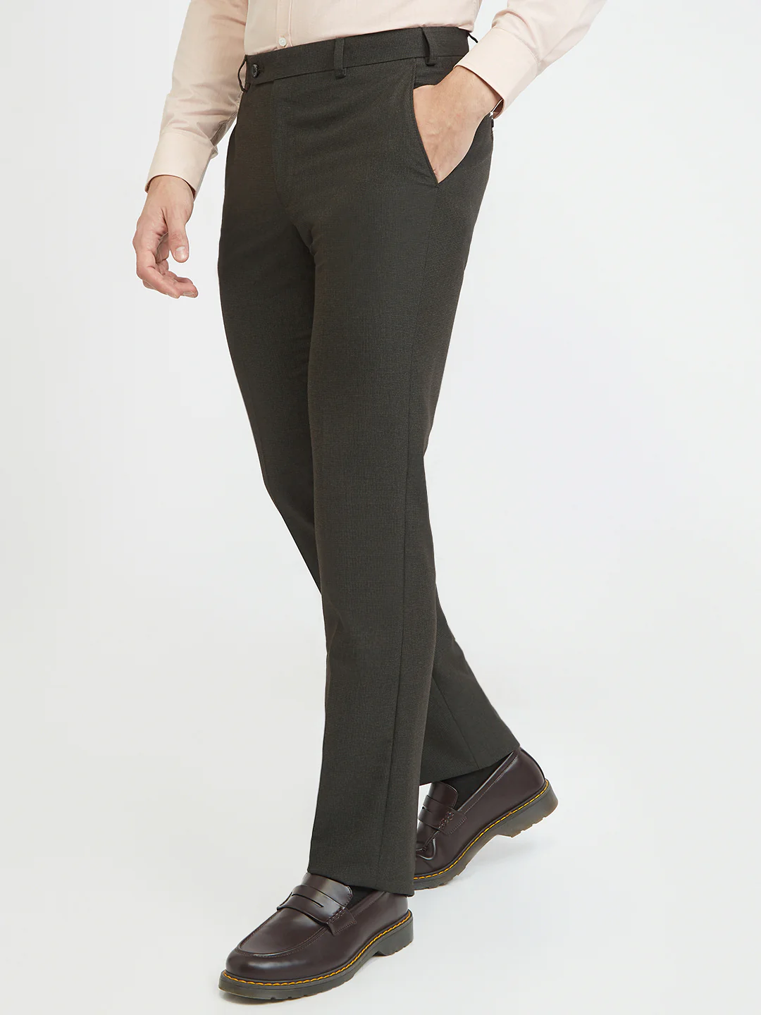 Park Avenue Men Brown Solid Regular Fit Polyester Blend Trouser - Image 3