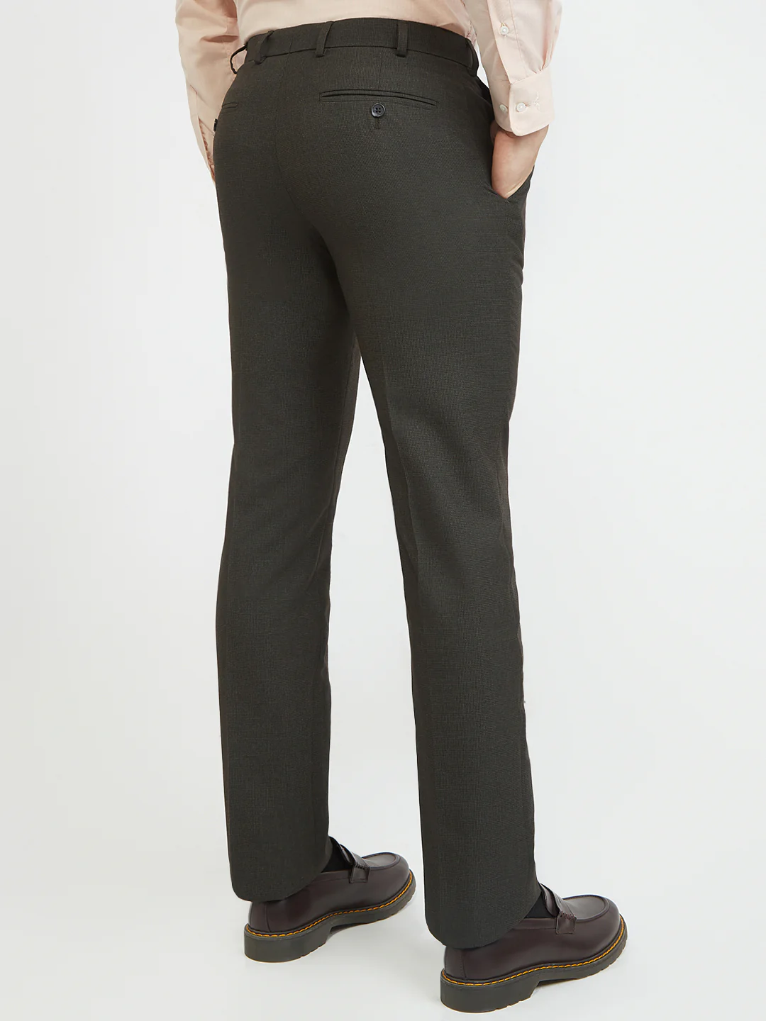 Park Avenue Men Brown Solid Regular Fit Polyester Blend Trouser - Image 4