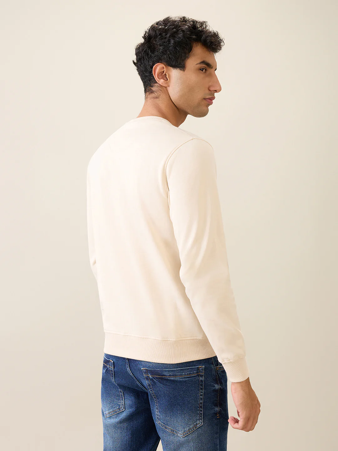 Park Avenue Men Brown Solid Slim Fit Cotton Blend Round Neck Collar Sweatshirt - Image 4
