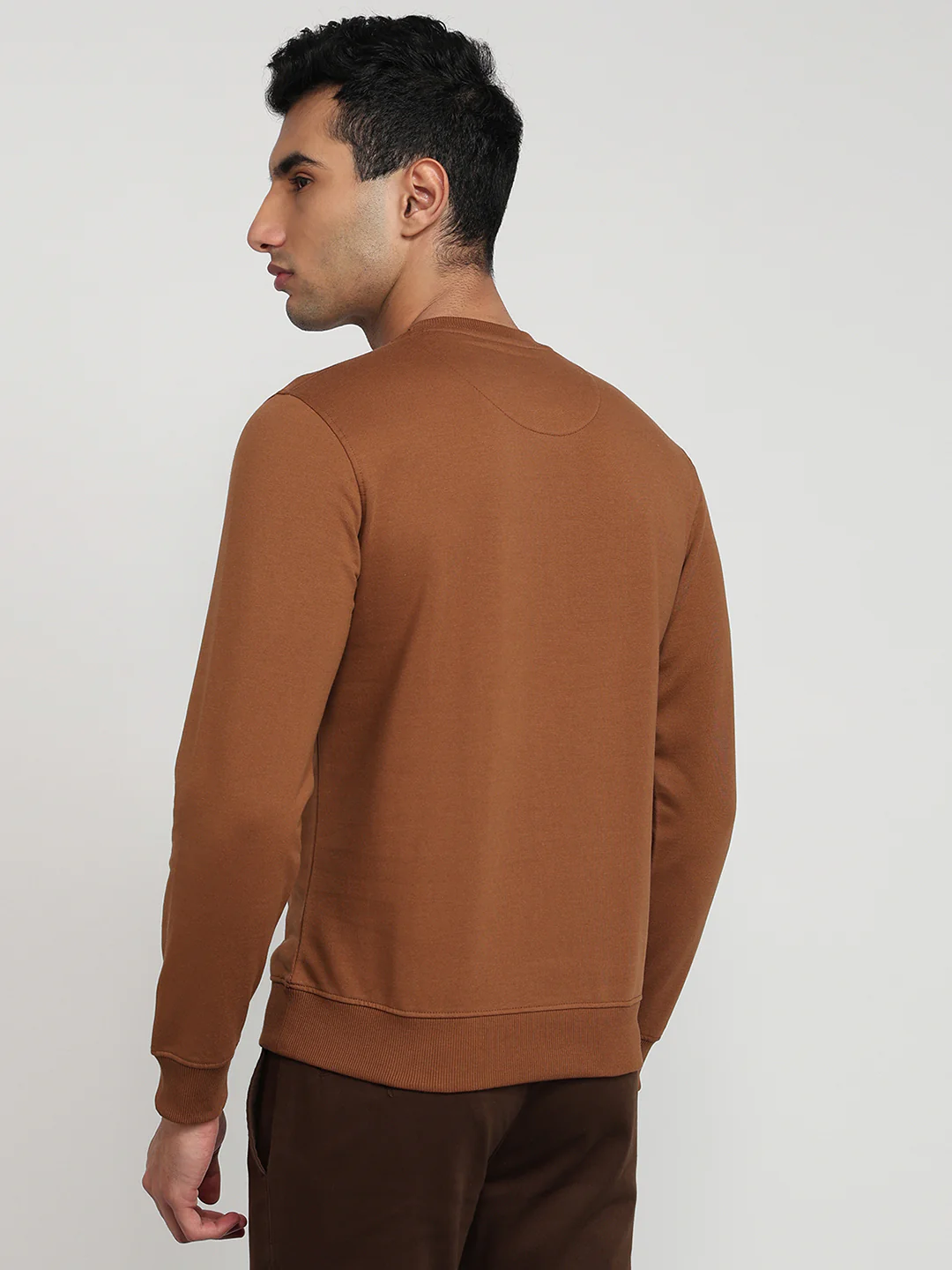 Park Avenue Men Brown Solid Slim Fit Cotton Blend Sweatshirt - Image 4