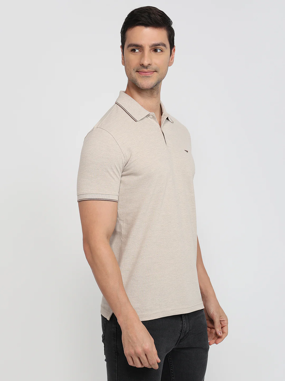 Park Avenue Men Brown Solid Slim Fit Cotton Blend T-Shirt - Image 3