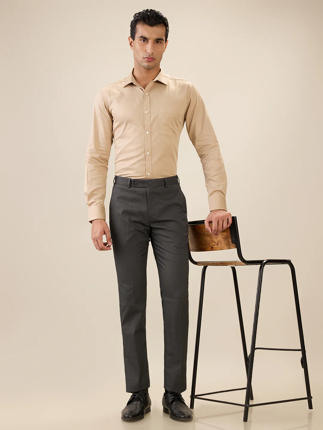 Park Avenue Men Brown Solid Slim Fit Cotton Shirt - Image 6