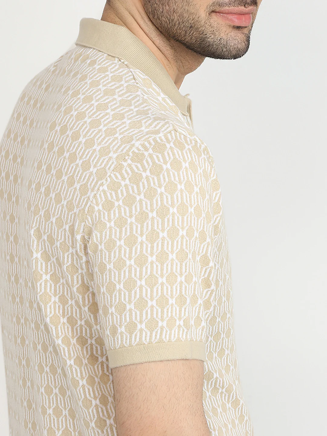 Park Avenue Men Brown Solid Slim Fit Cotton T-Shirt - Image 10