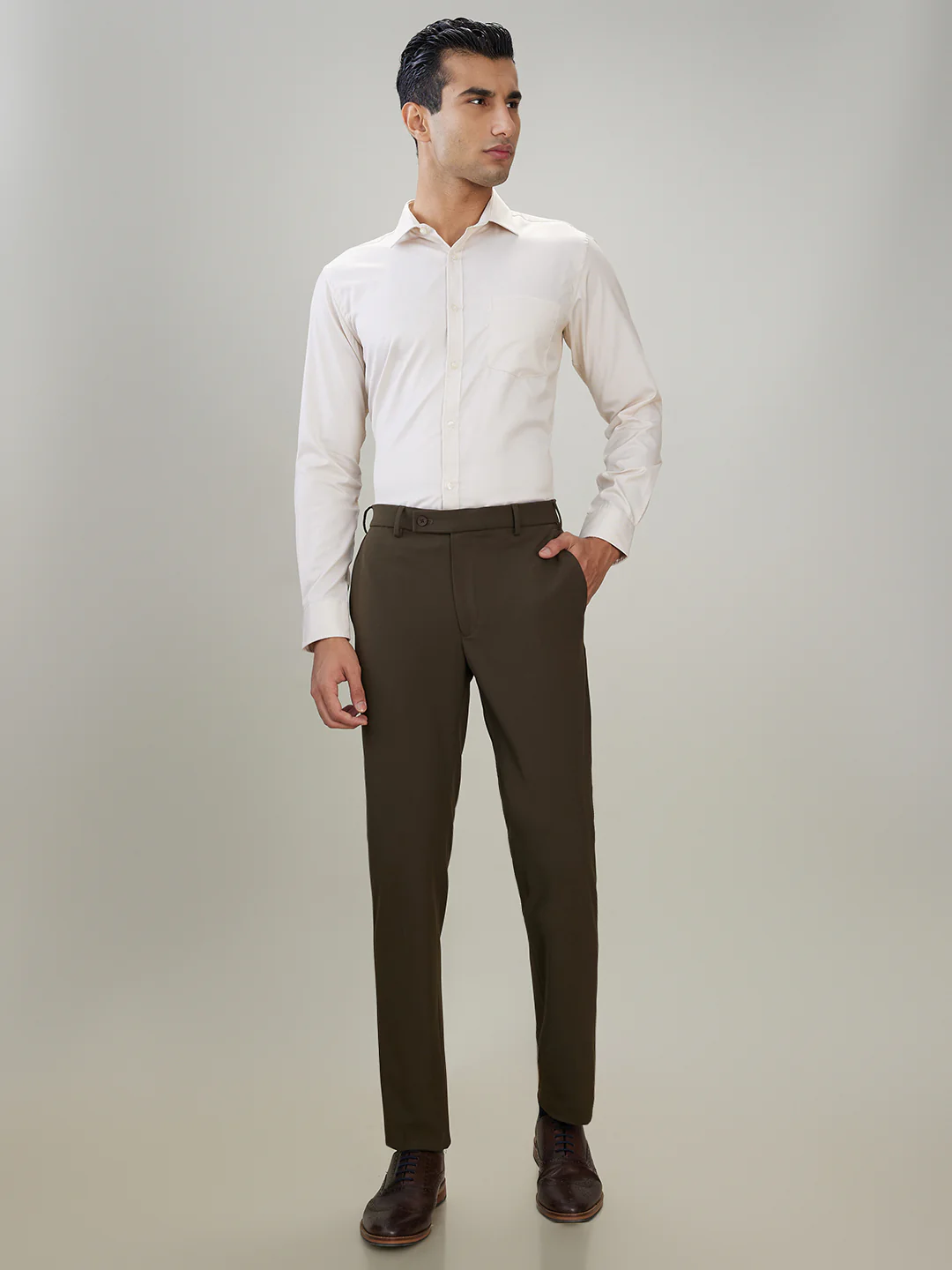 Park Avenue Men Brown Solid Slim Fit Polyester Blend Trouser - Image 5