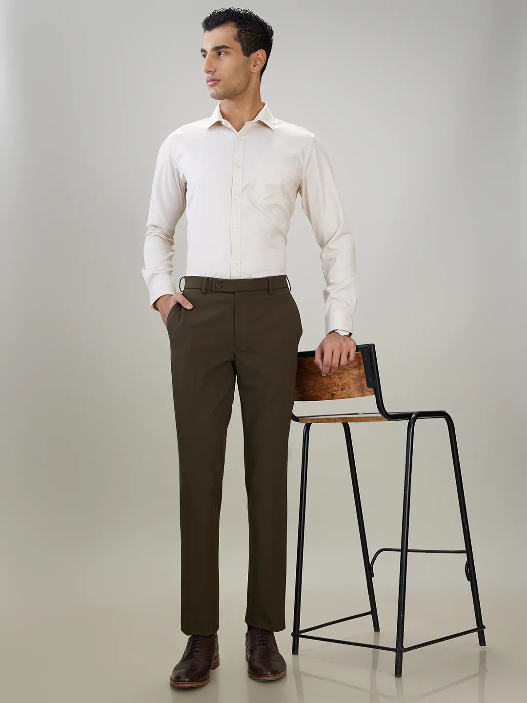 Park Avenue Men Brown Solid Slim Fit Polyester Blend Trouser - Image 6