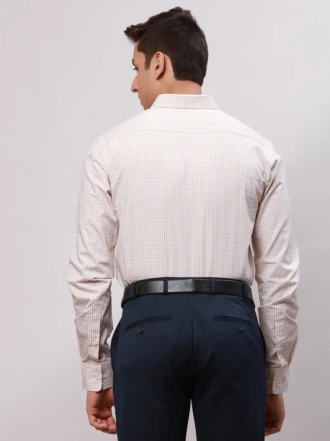 Park Avenue Men Fawn Slim Fit Structure Cotton Shirts - Image 5