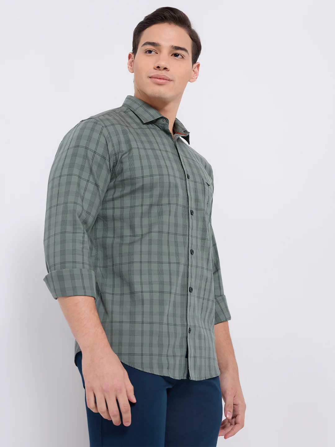 Park Avenue Men Green Checks Slim Fit Cotton Casual Shirt - Image 3