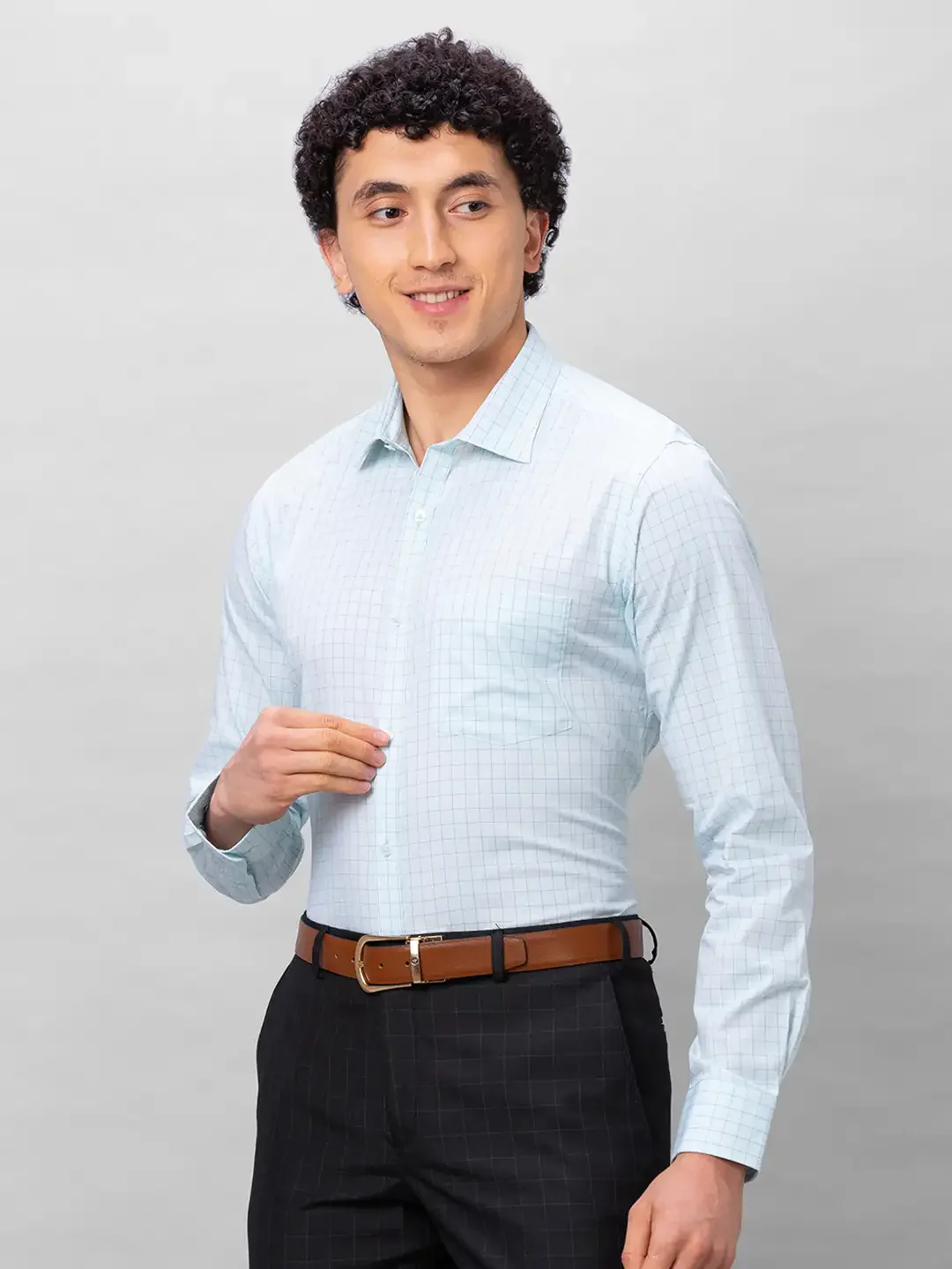Park Avenue Men Green Checks Slim Fit Cotton Shirt - Image 3