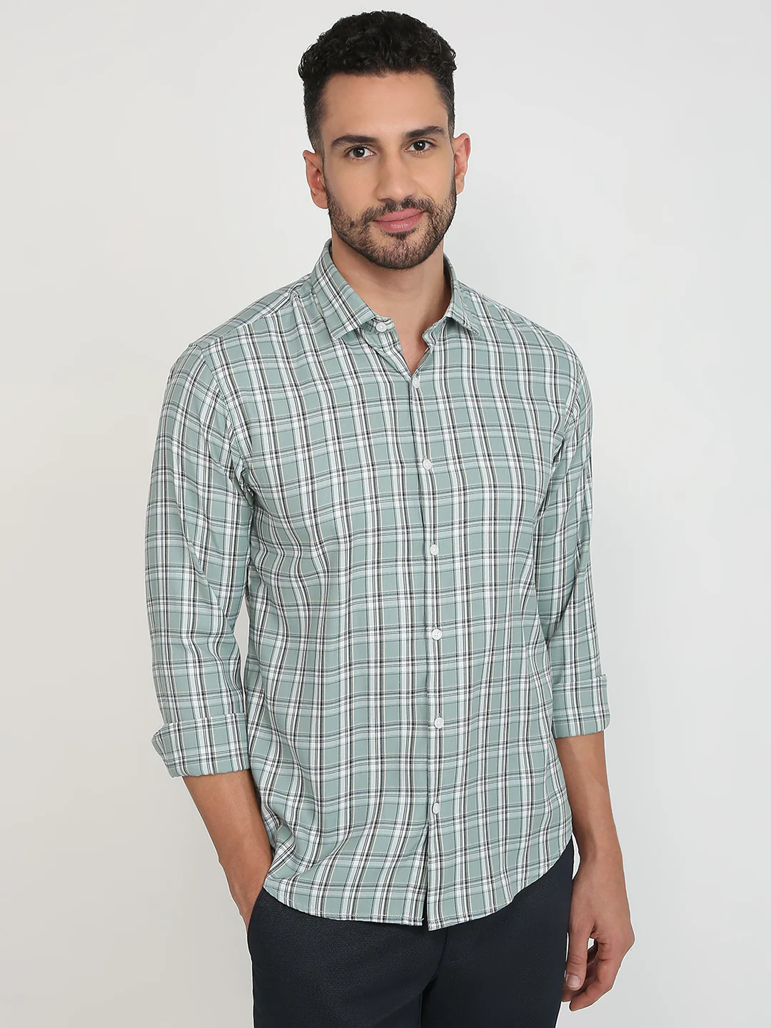 Park Avenue Men Green Checks Slim Fit Polyester Blend Casual Shirt