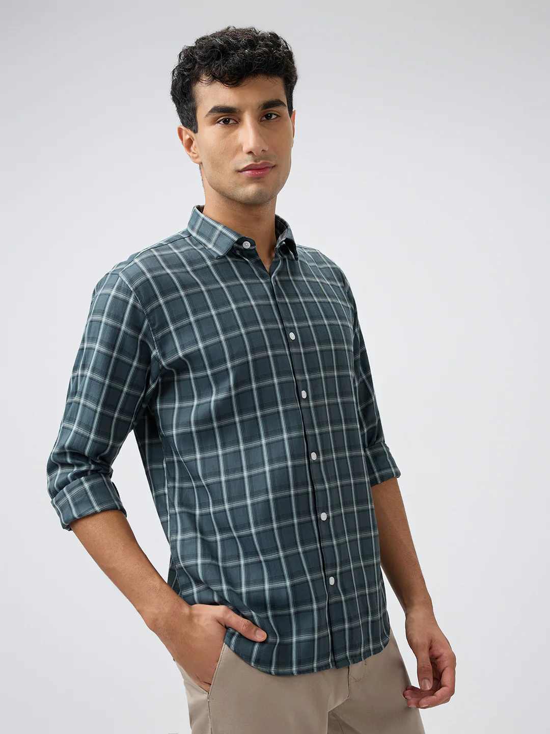 Park Avenue Men Green Checks Slim Fit Polyester Blend Casual Shirt - Image 2