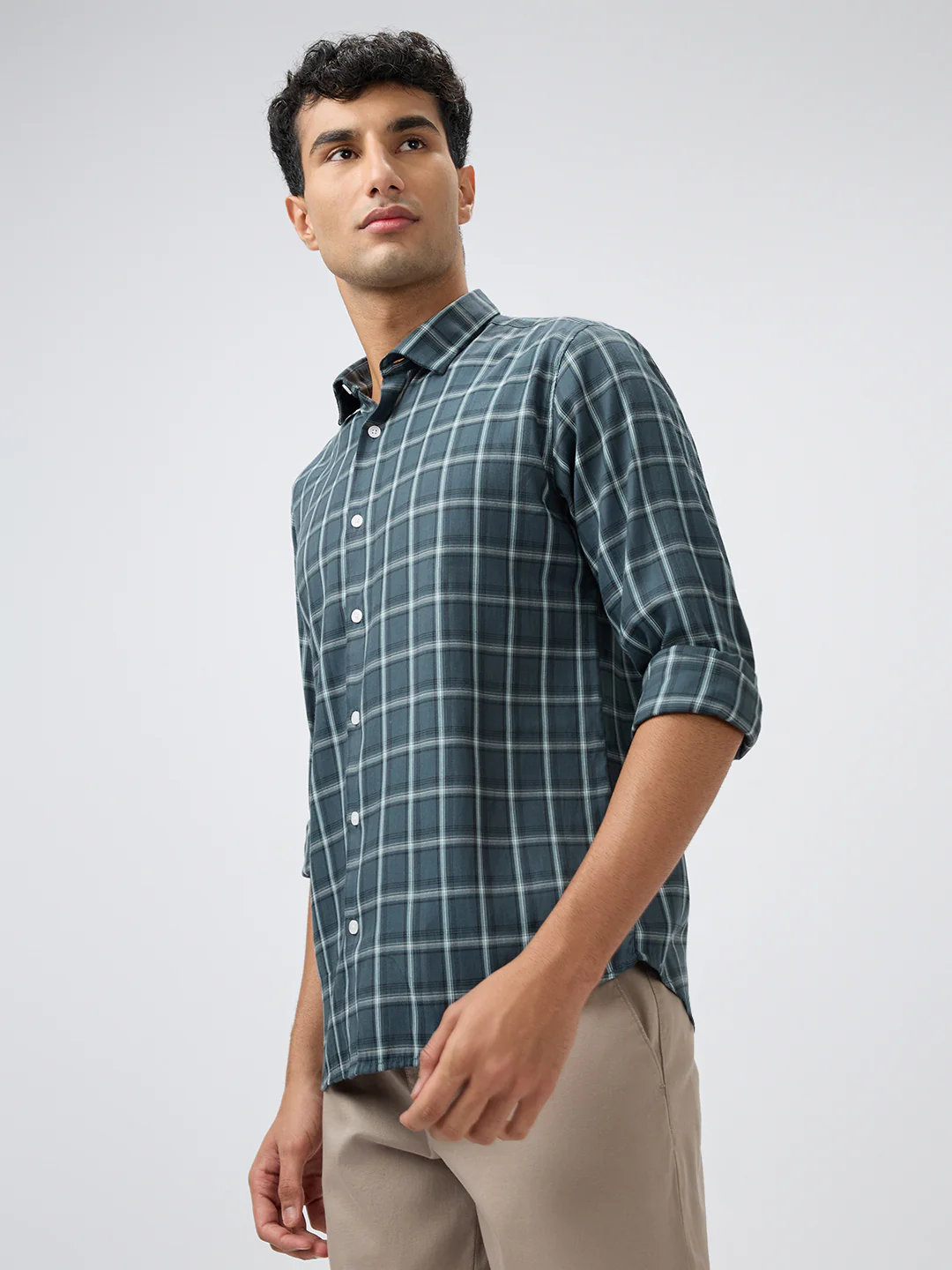 Park Avenue Men Green Checks Slim Fit Polyester Blend Casual Shirt - Image 3