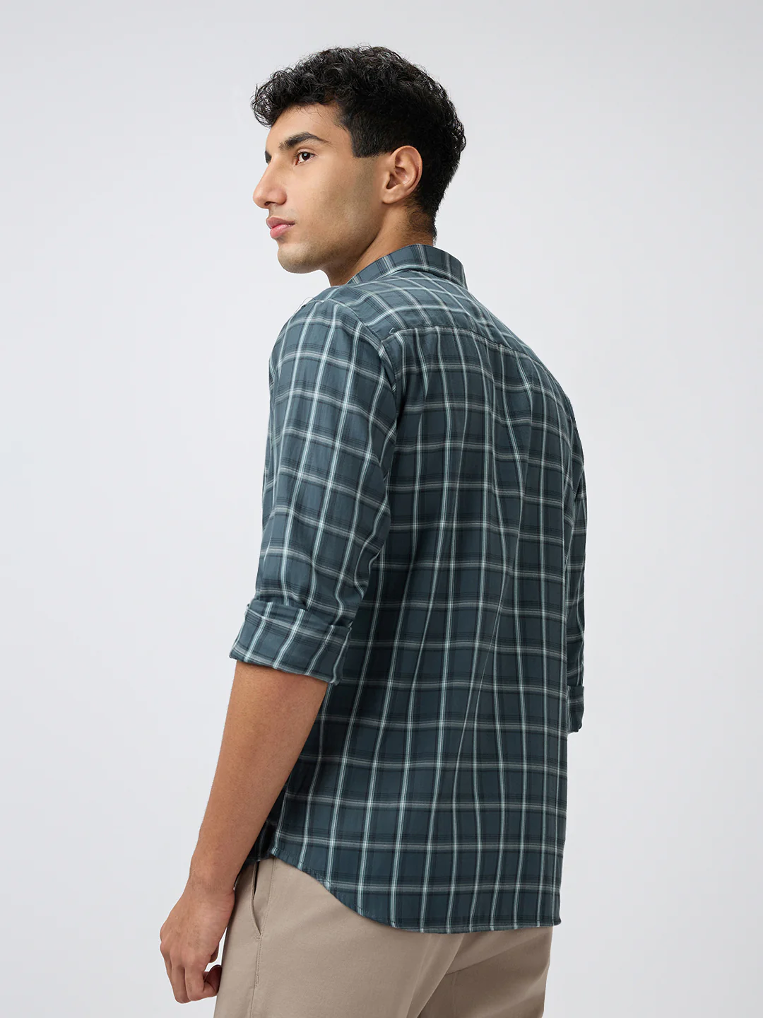 Park Avenue Men Green Checks Slim Fit Polyester Blend Casual Shirt - Image 4