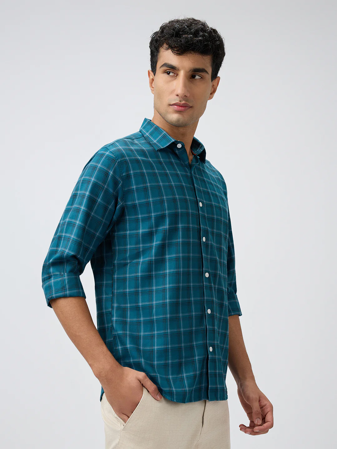 Park Avenue Men Green Checks Slim Fit Polyester Blend Casual Shirt - Image 2