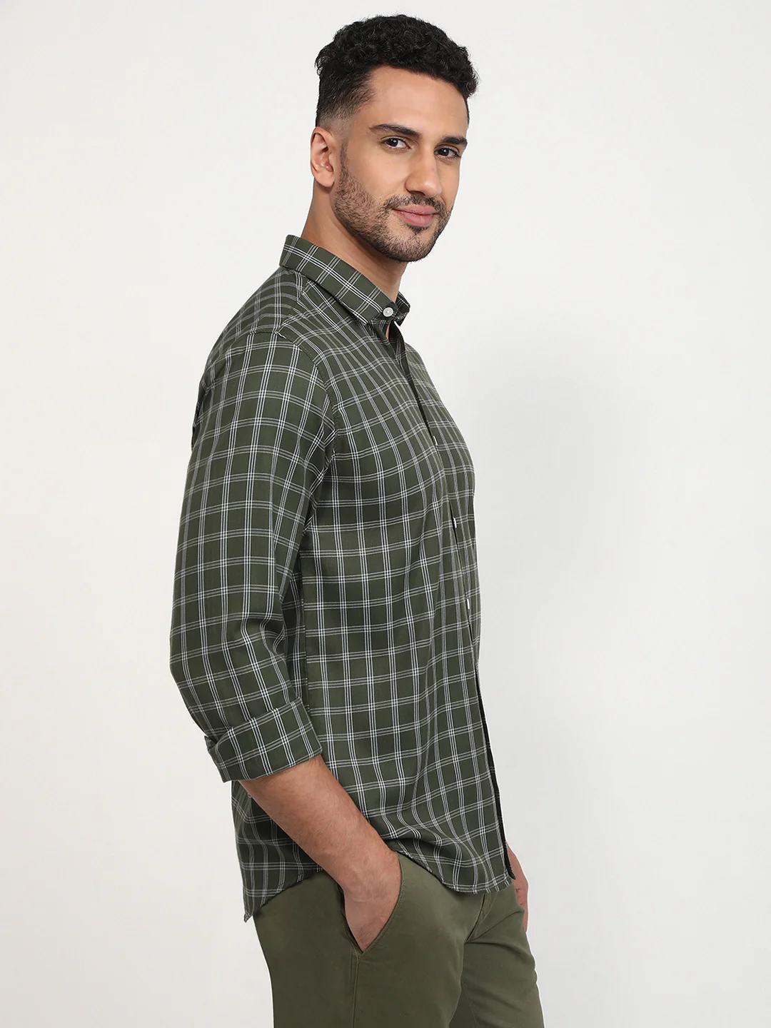 Park Avenue Men Green Checks Slim Fit Polyester Blend Casual Shirt - Image 3