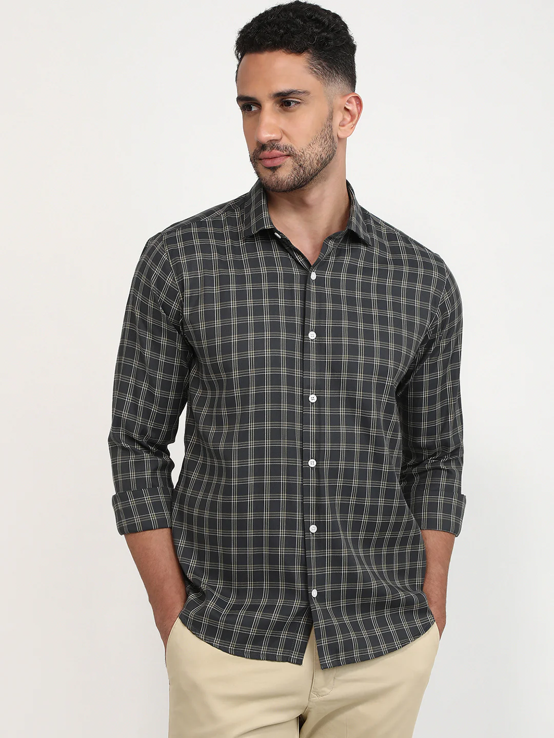 Park Avenue Men Green Checks Slim Fit Polyester Blend Casual Shirt