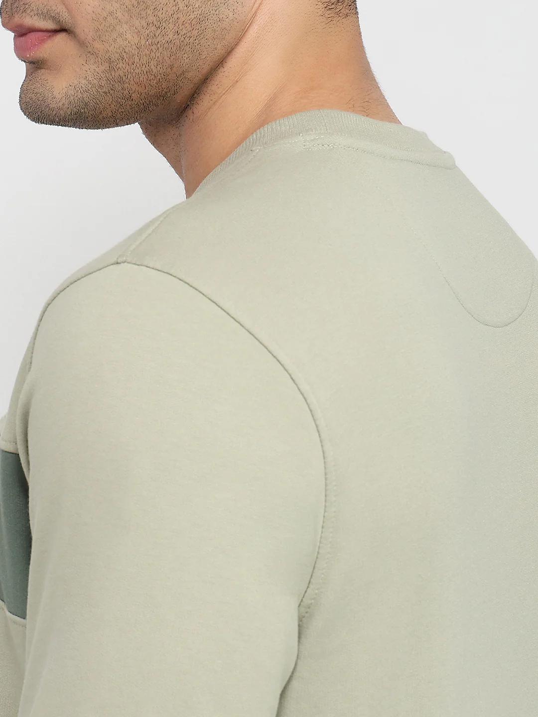 Park Avenue Men Green Cut & Sew Slim Fit Cotton Blend Sweatshirt - Image 7