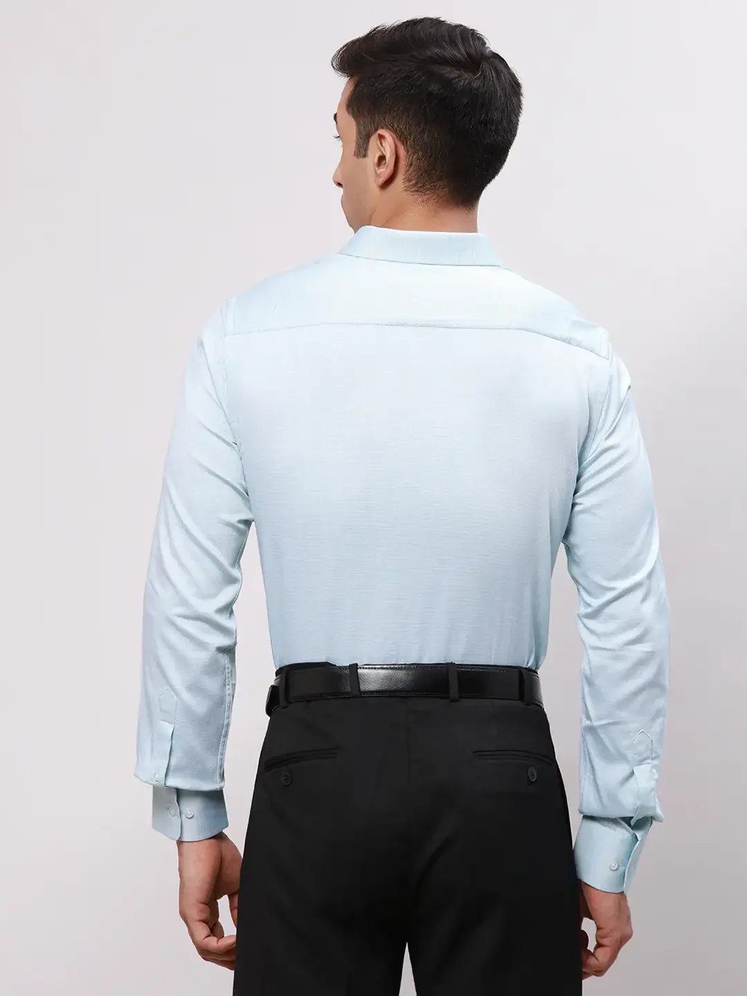 Park Avenue Men Green Slim Fit Self Design Cotton Full Sleeve Cut Away Shirt - Image 4