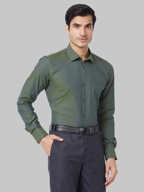 Park Avenue Men Green Slim Fit Solid Shirt - Image 2