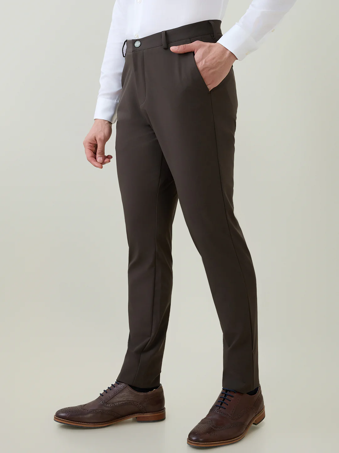 Park Avenue Men Green Solid Commutech Fit Nylon Blend Trouser - Image 2