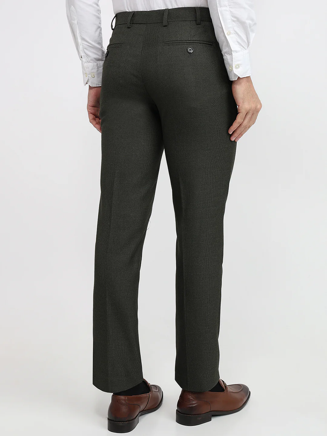 Park Avenue Men Green Solid Regular Fit Polyester Blend Trouser - Image 4