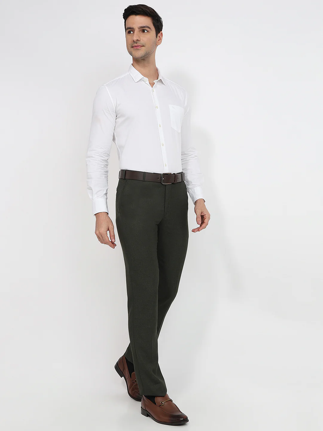 Park Avenue Men Green Solid Regular Fit Polyester Blend Trouser - Image 5