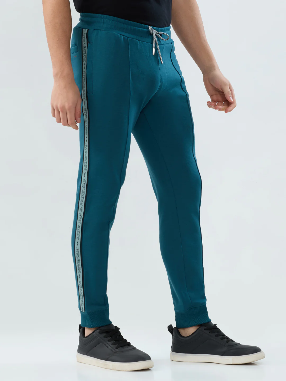 Park Avenue Men Green Solid Slim Fit Cotton Blend Bottom Lowers - Image 2