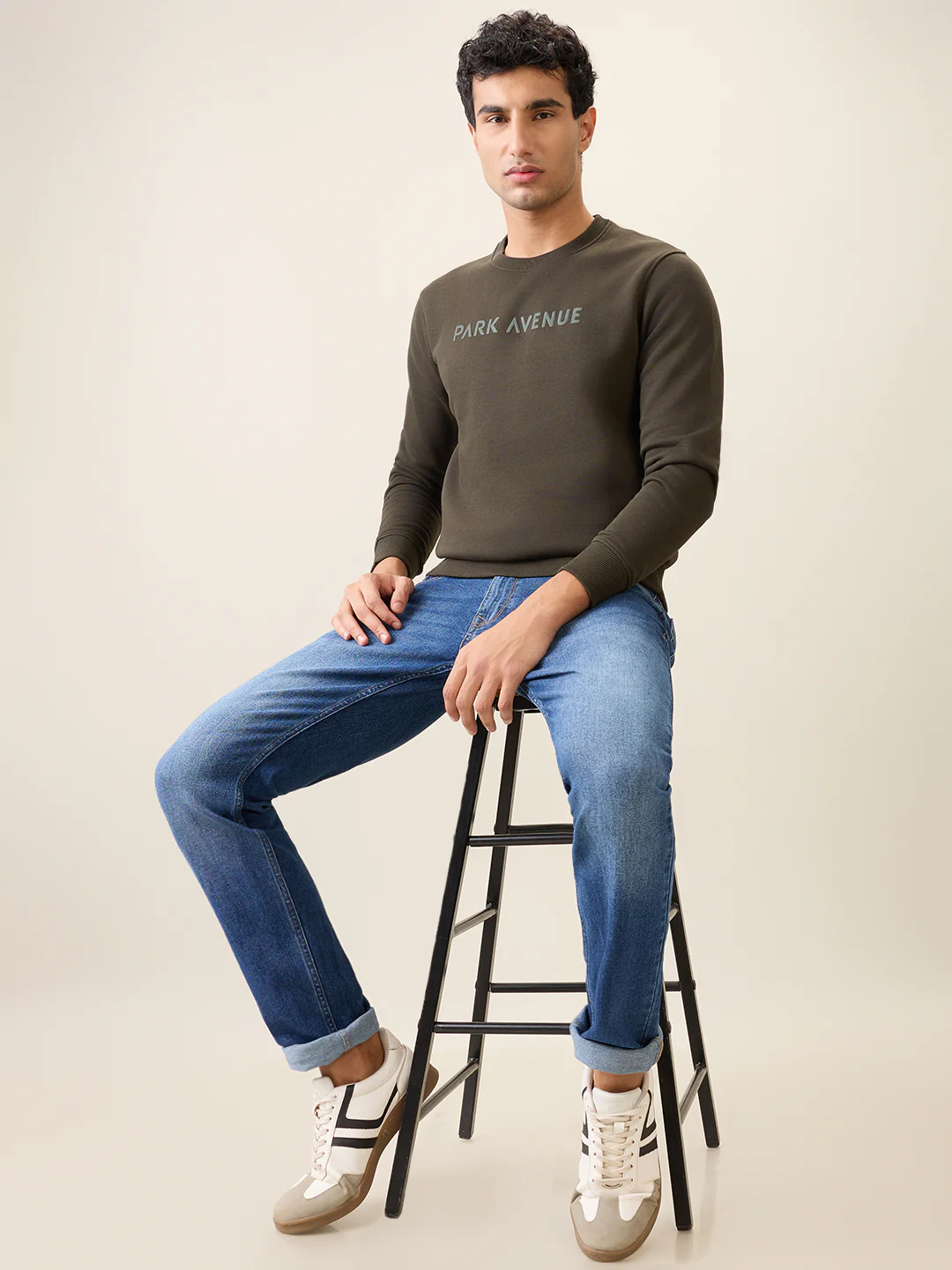 Park Avenue Men Green Solid Slim Fit Cotton Blend Round Neck Collar Sweatshirt - Image 6