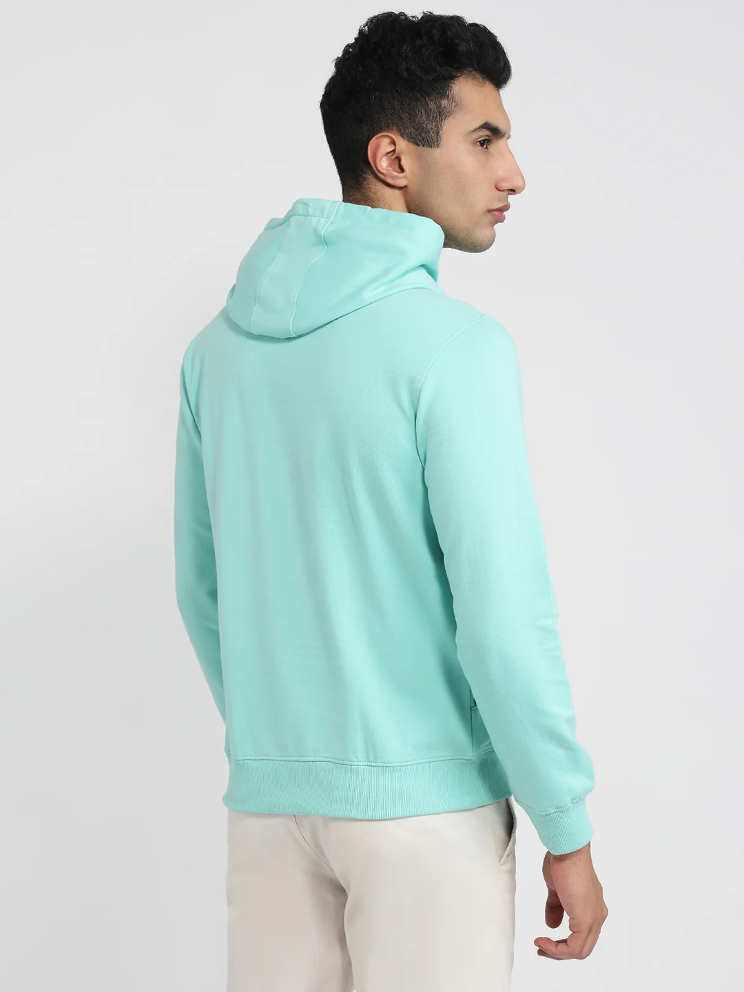 Park Avenue Men Green Solid Slim Fit Cotton Blend Sweatshirt - Image 4