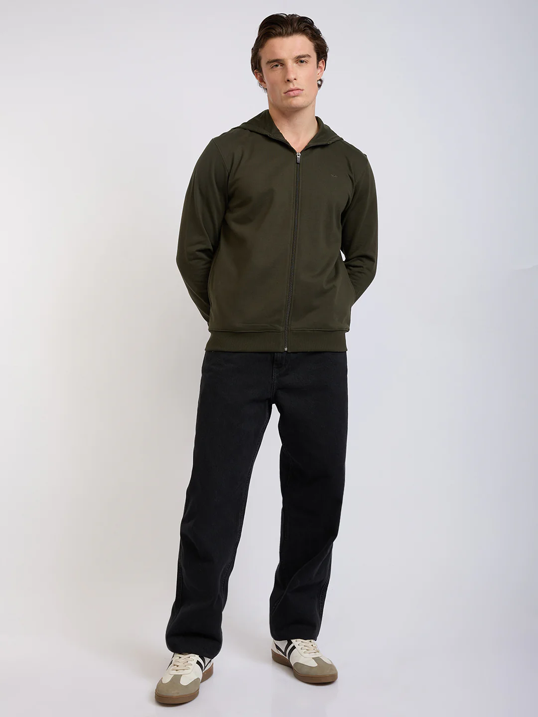 Park Avenue Men Green Solid Slim Fit Cotton Blend Sweatshirt - Image 5