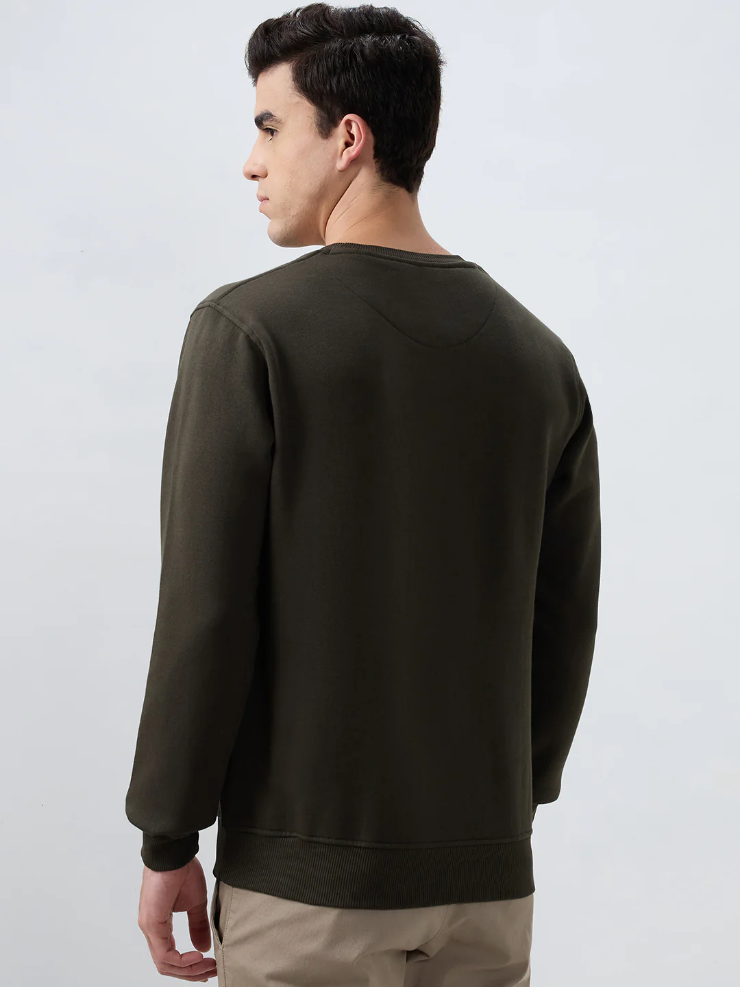 Park Avenue Men Green Solid Slim Fit Cotton Blend Sweatshirt - Image 4