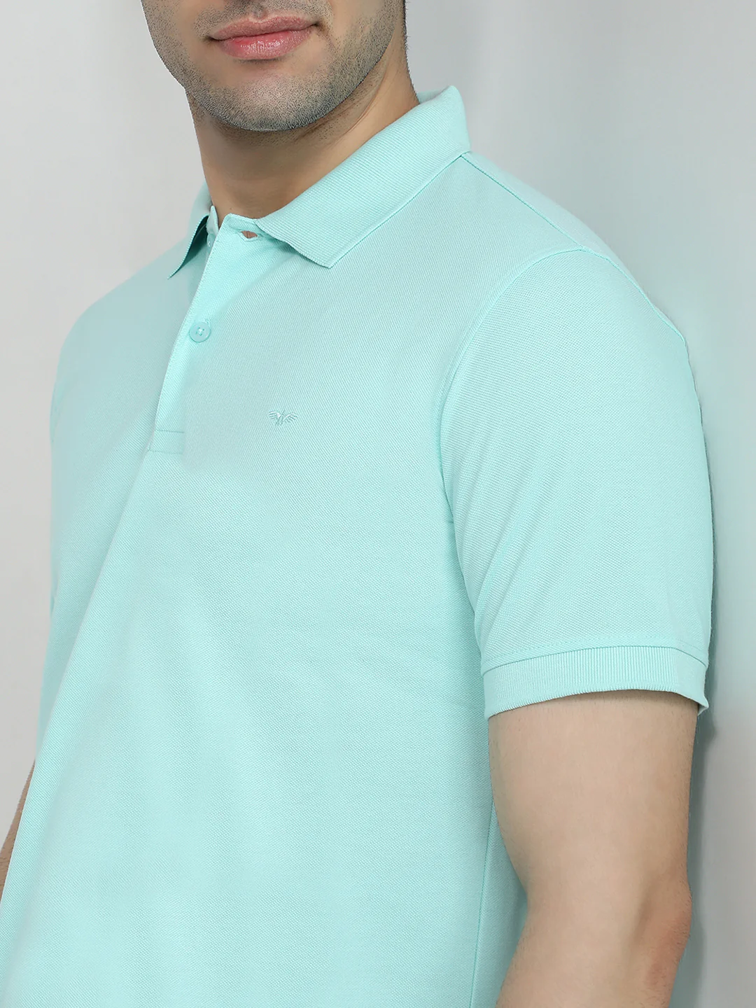 Park Avenue Men Green Solid Slim Fit Cotton Blend T-Shirt - Image 6