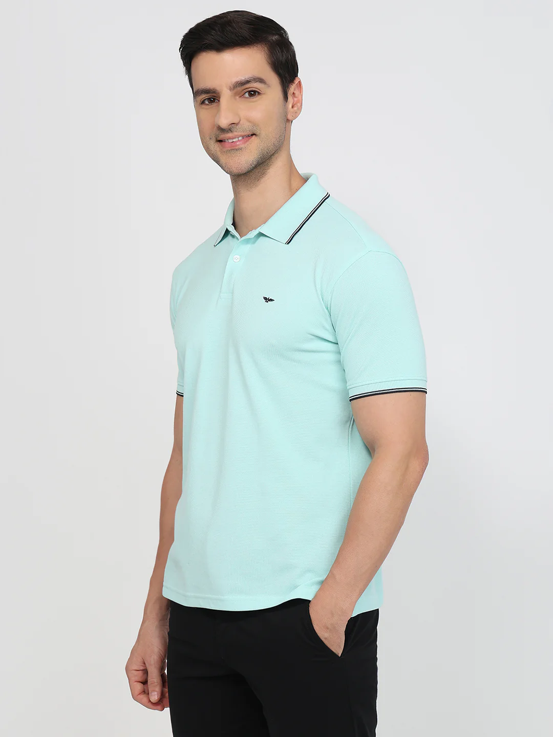 Park Avenue Men Green Solid Slim Fit Cotton Blend T-Shirt - Image 2