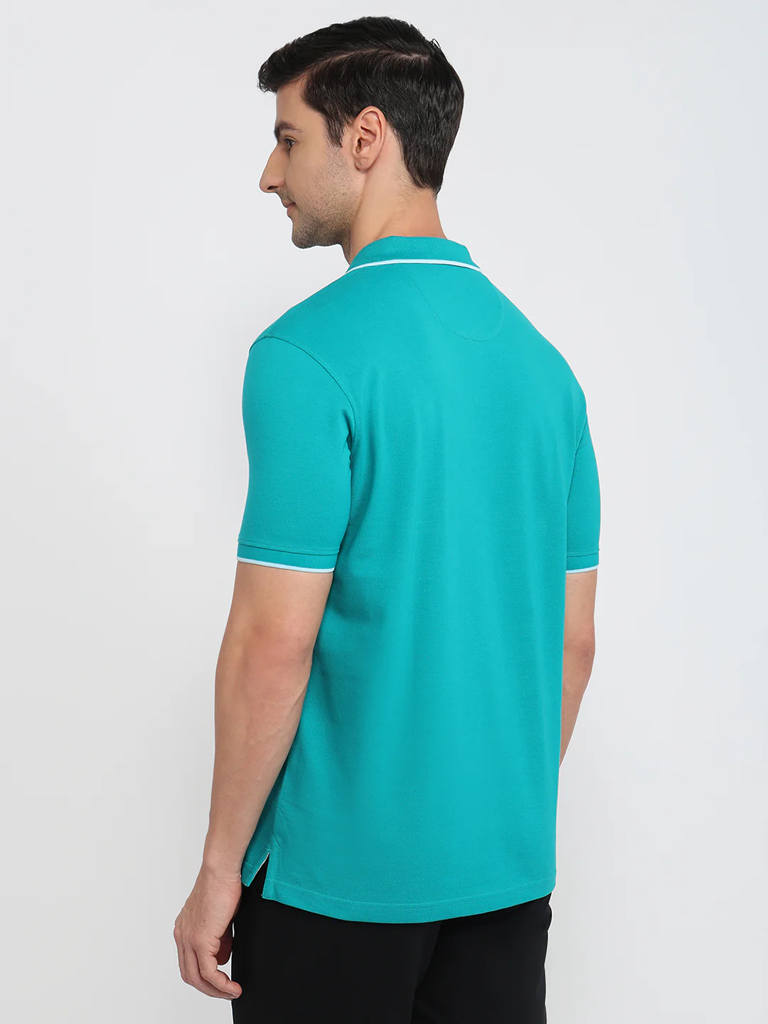 Park Avenue Men Green Solid Slim Fit Cotton Blend T-Shirt - Image 5