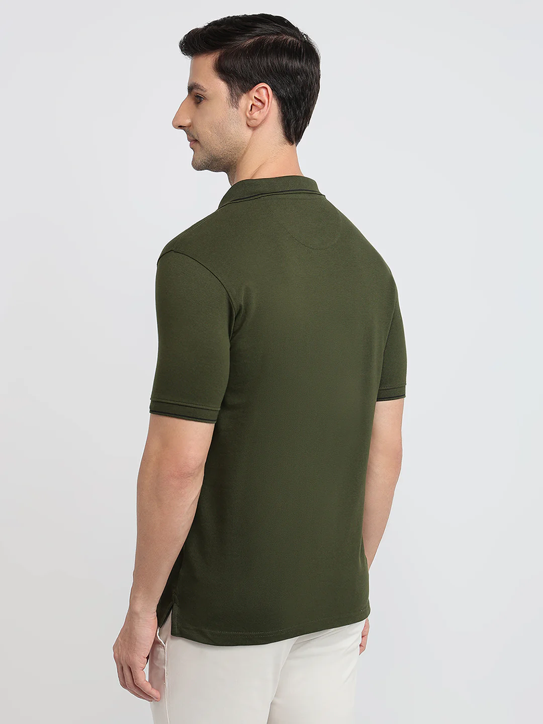 Park Avenue Men Green Solid Slim Fit Cotton Blend T-shirt - Image 5