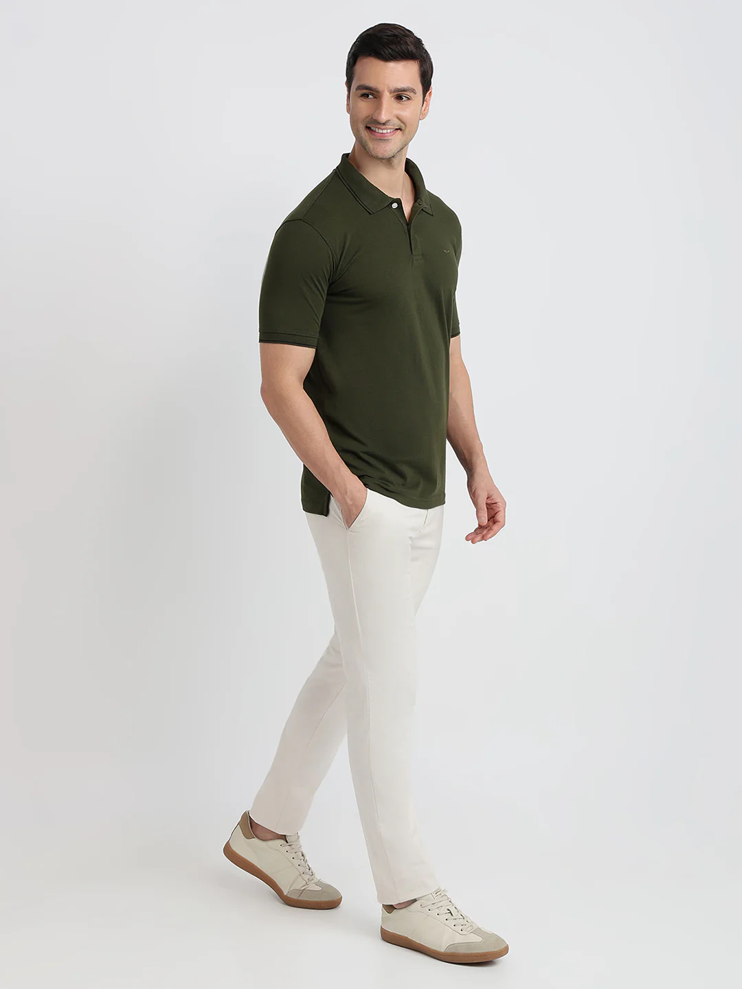 Park Avenue Men Green Solid Slim Fit Cotton Blend T-shirt - Image 6