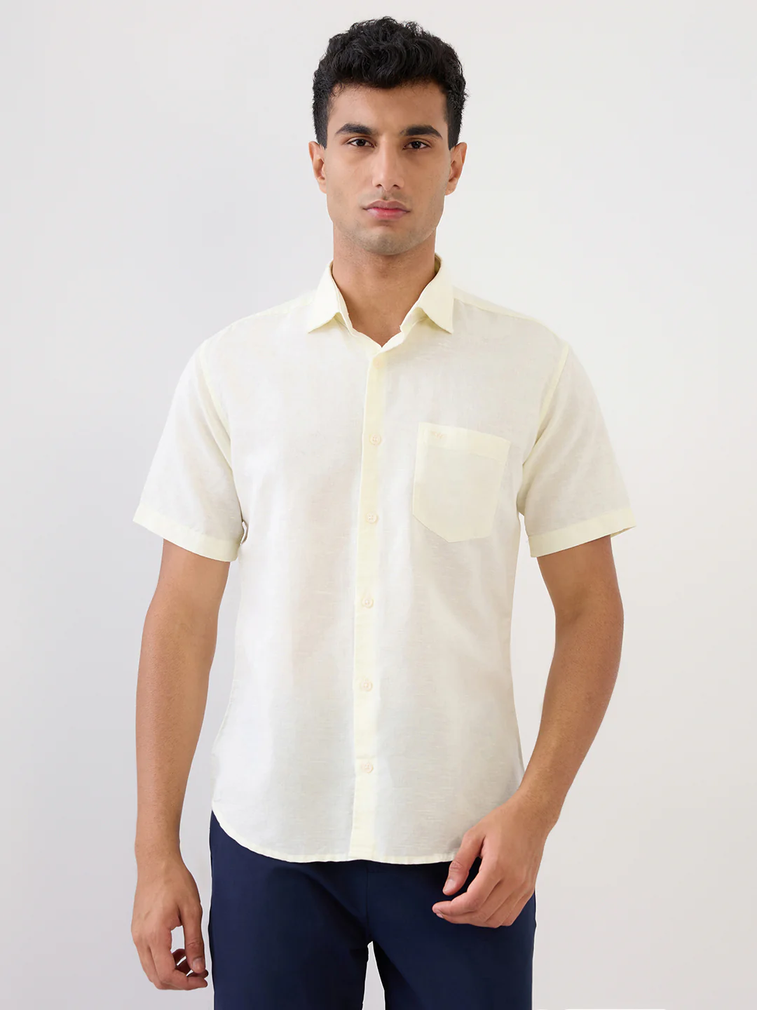 Park Avenue Men Green Solid Slim Fit Linen Blend Casual Shirt