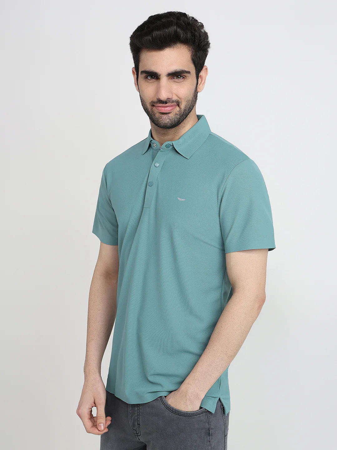 Park Avenue Men Green Solid Slim Fit Polyester Half Sleeve T-Shirt - Image 2