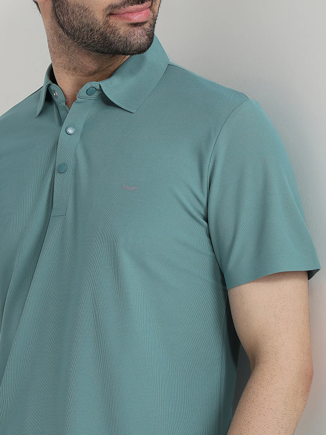 Park Avenue Men Green Solid Slim Fit Polyester Half Sleeve T-Shirt - Image 5