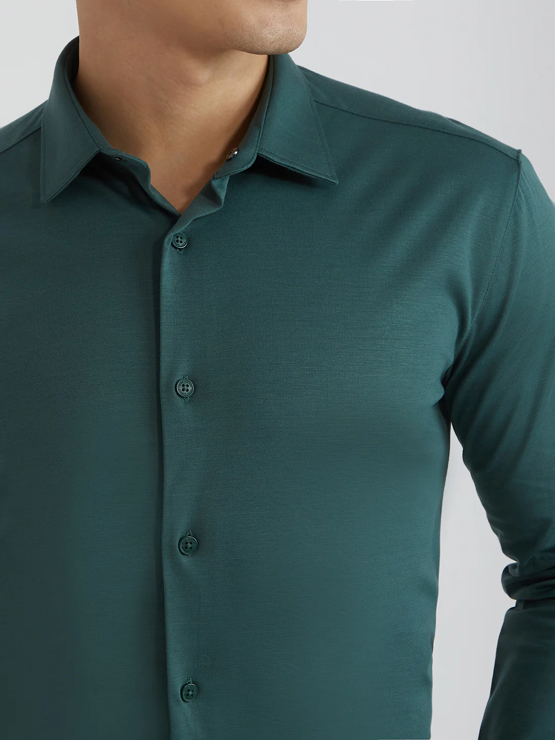 Park Avenue Men Green Solid Slim Fit Rayon Blend Shirt - Image 6