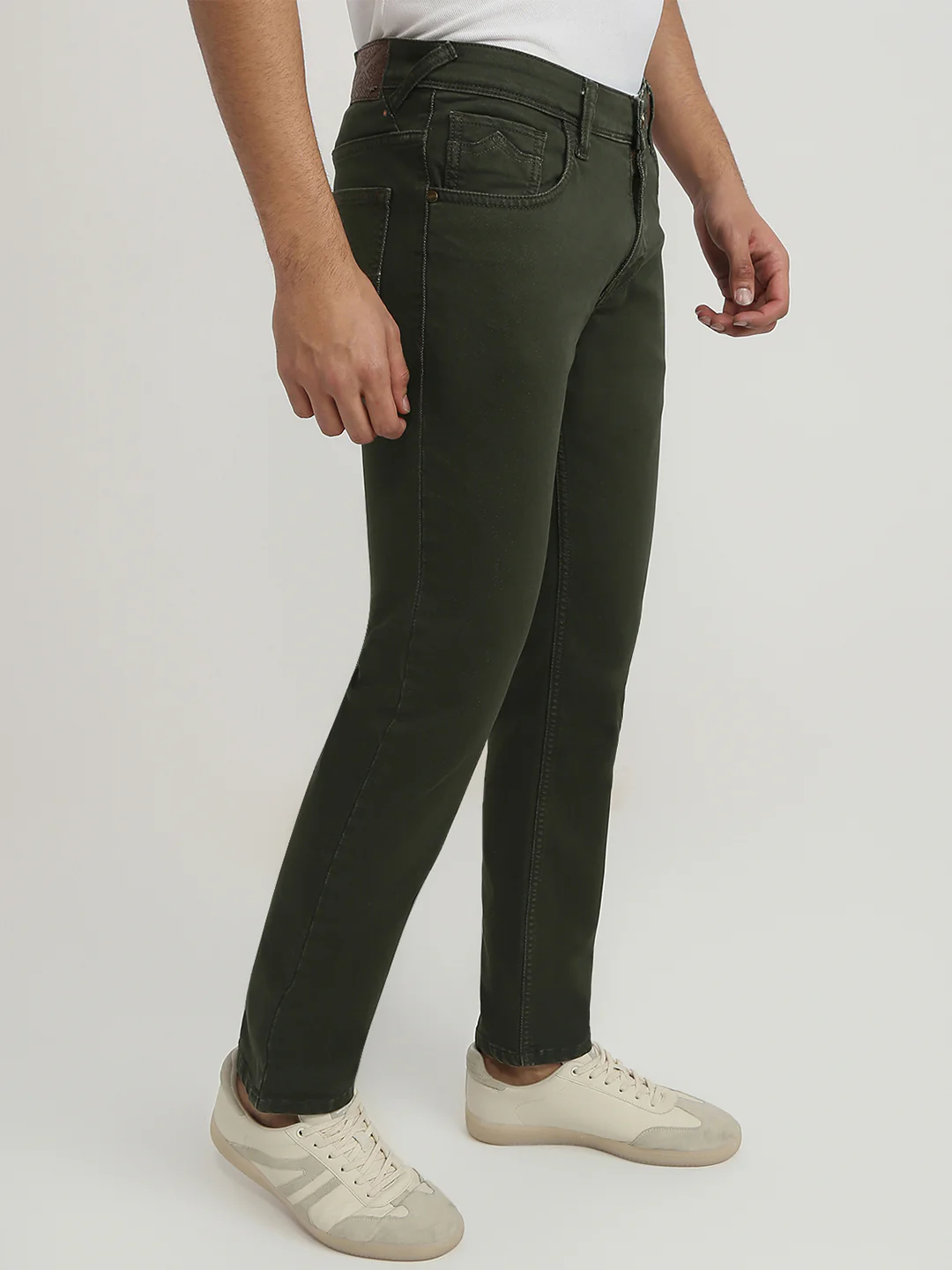 Park Avenue Men Green Solid Super Slim Fit Cotton Blend Jeans - Image 2