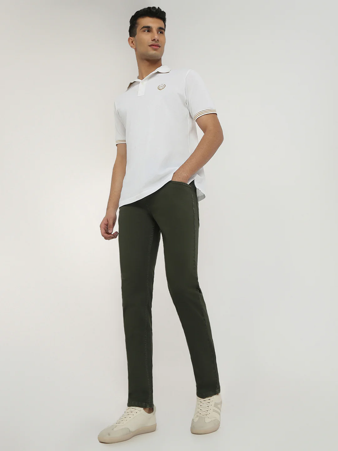 Park Avenue Men Green Solid Super Slim Fit Cotton Blend Jeans - Image 5