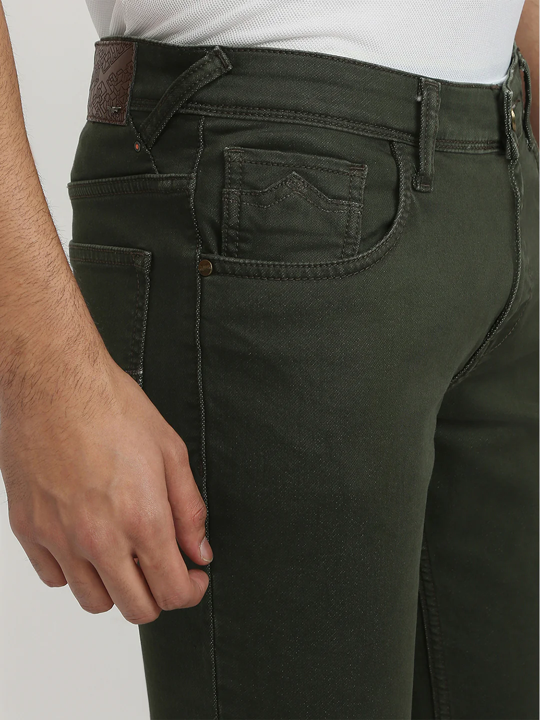 Park Avenue Men Green Solid Super Slim Fit Cotton Blend Jeans - Image 6