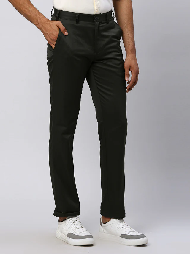 Park Avenue Men Green Solid Super Slim Fit Trouser - Image 2