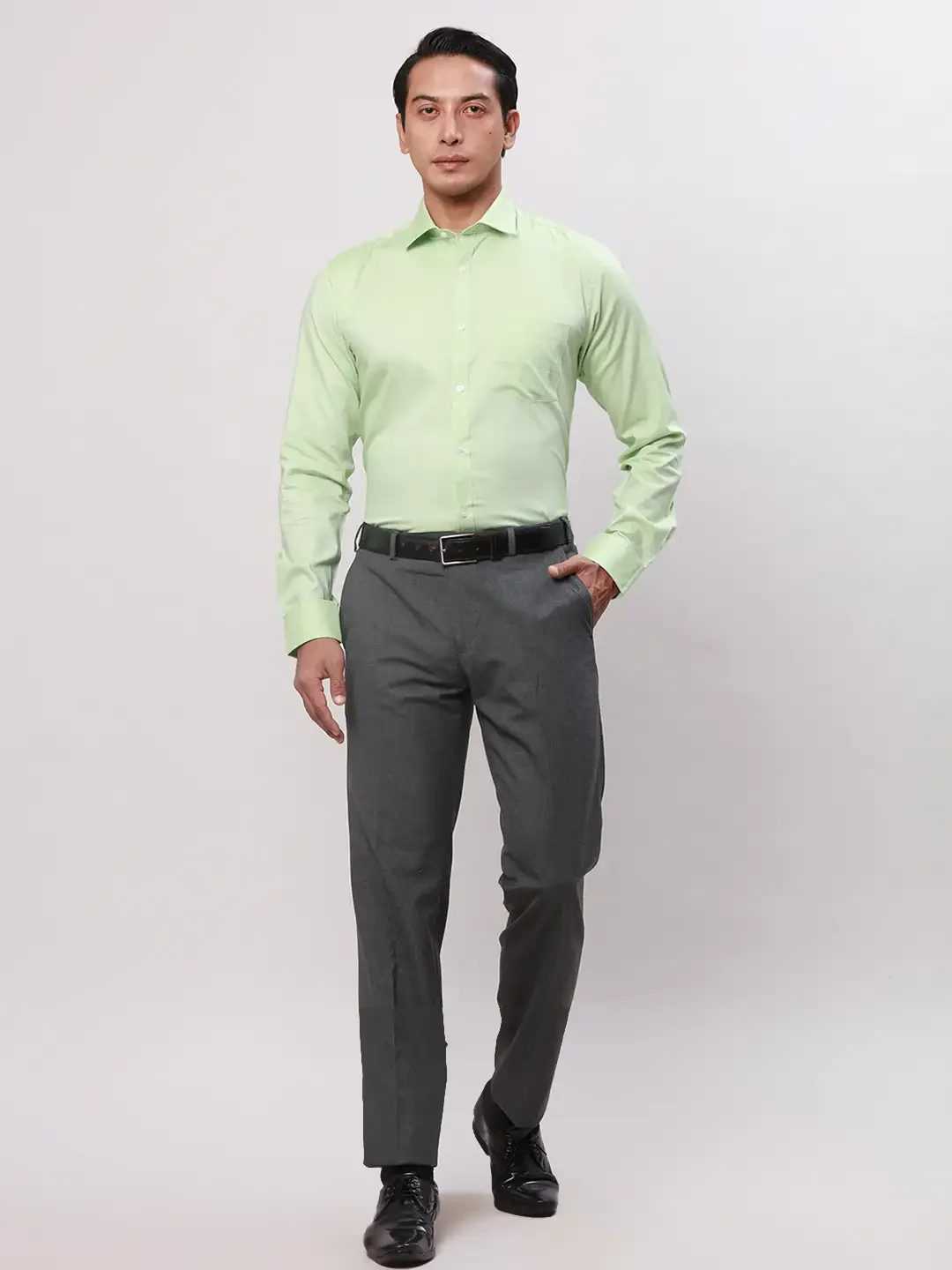 Park Avenue Men Green Structure Slim Fit Cotton Shirts - Image 5