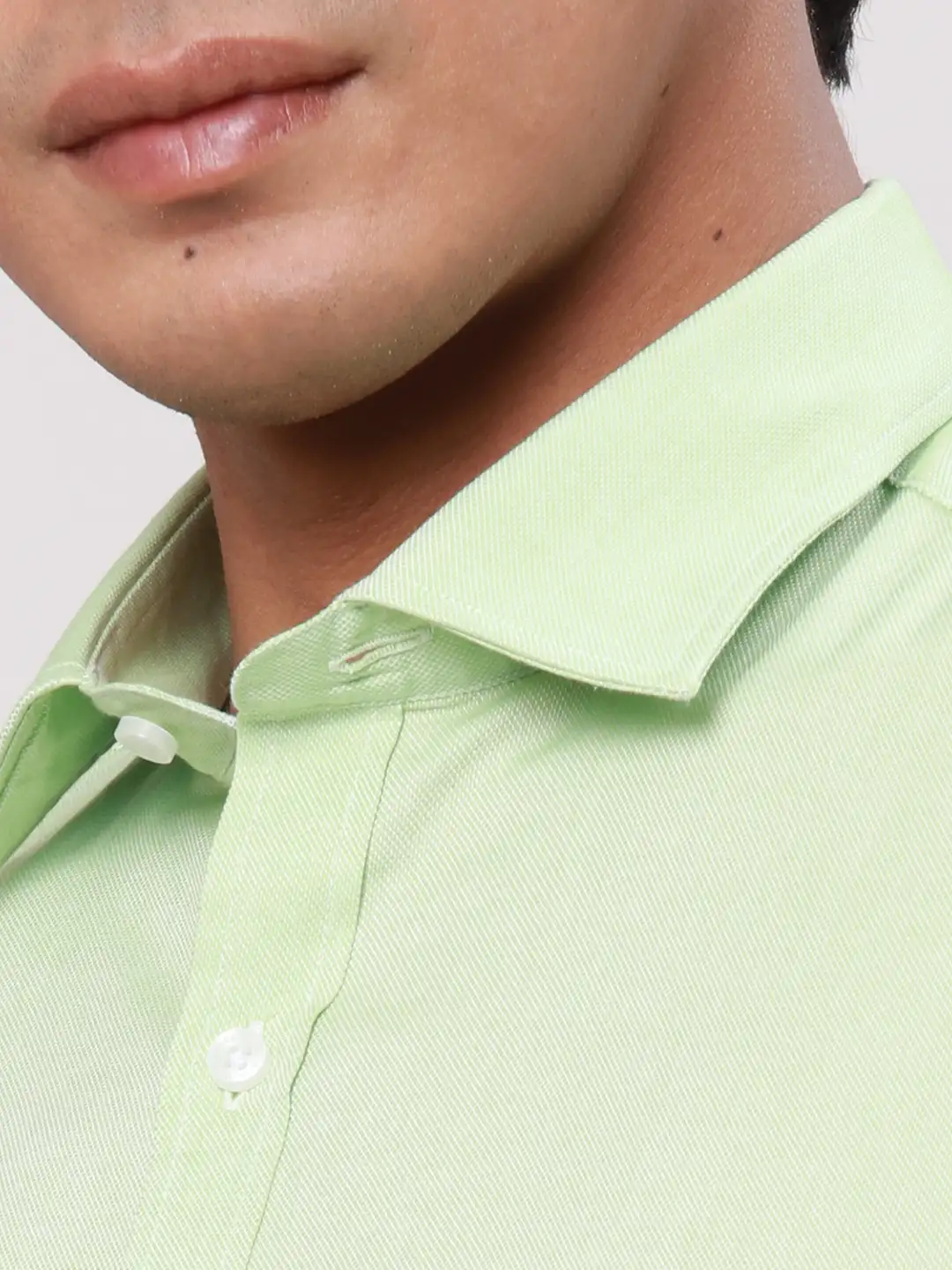 Park Avenue Men Green Structure Slim Fit Cotton Shirts - Image 6